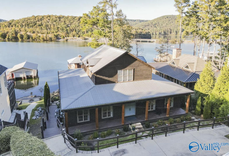 Guntersville Lake Home